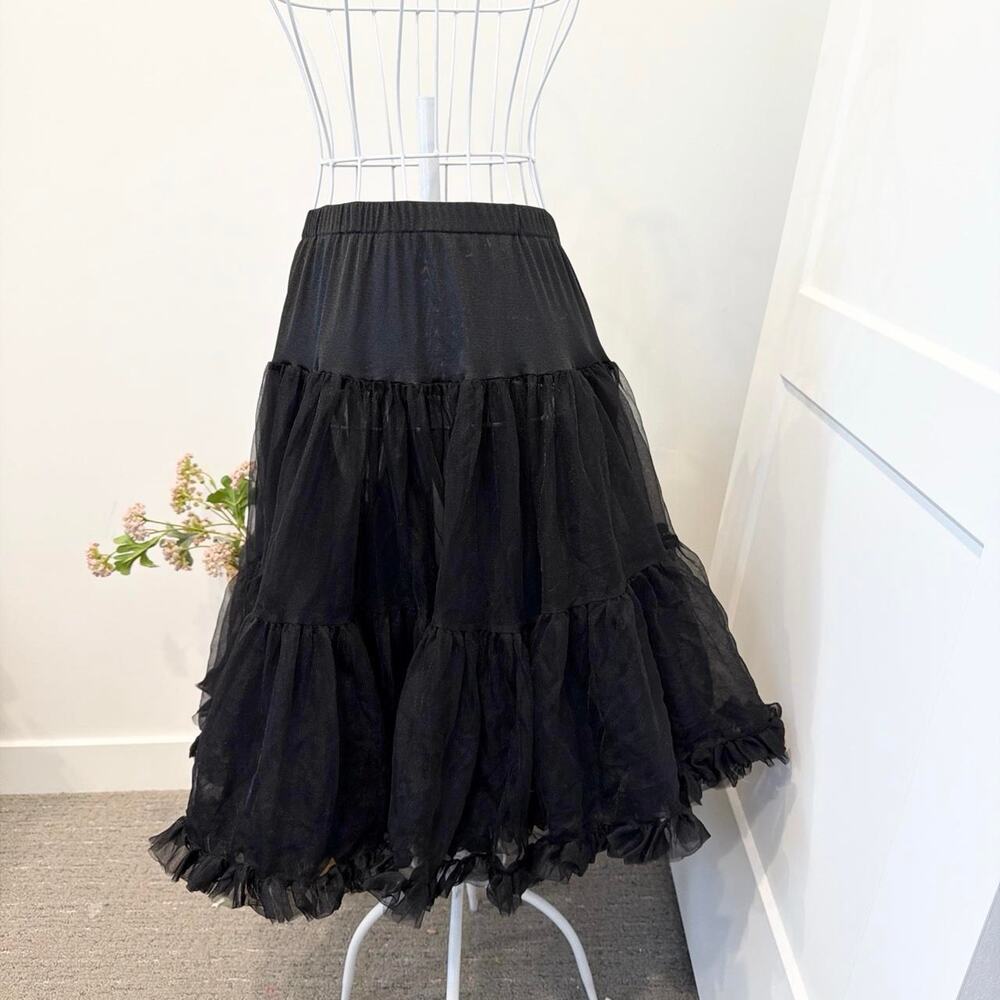 Fluffy ruffled petticoat underskirt with the most insane ruffles
